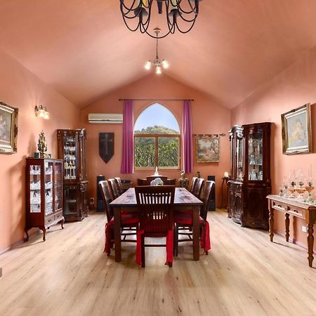 The Castle At Bonville Exterior photo