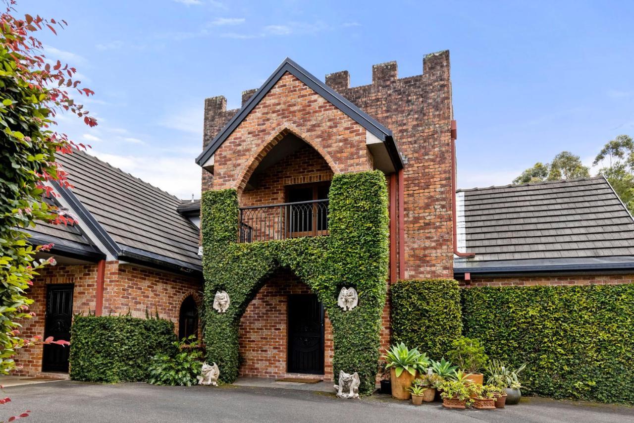 The Castle At Bonville Exterior photo